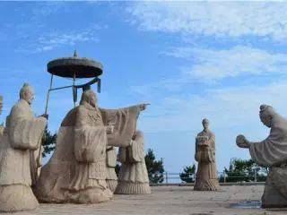 景區11年不執行國家發改委景區免票政策為哪般?